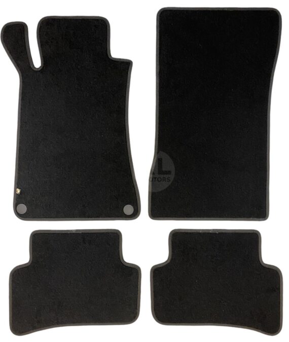 Mercedes C-Class W203 2000-2007 black:black