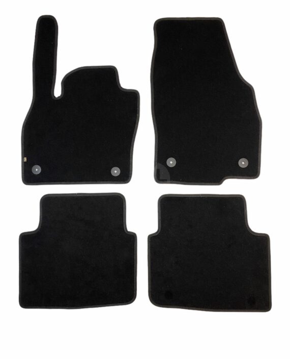 Skoda Kamiq_Scala 19- black-black textile